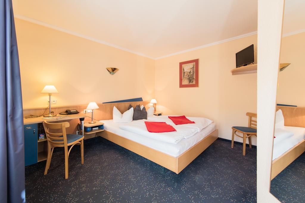 Hotel An Der Stadtmauer Мюльхаузен Экстерьер фото