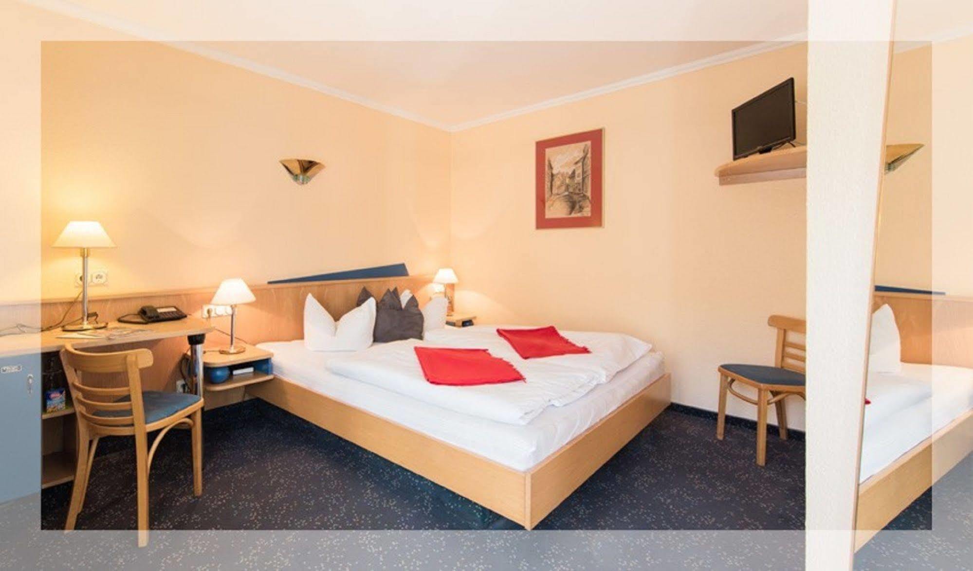 Hotel An Der Stadtmauer Мюльхаузен Экстерьер фото